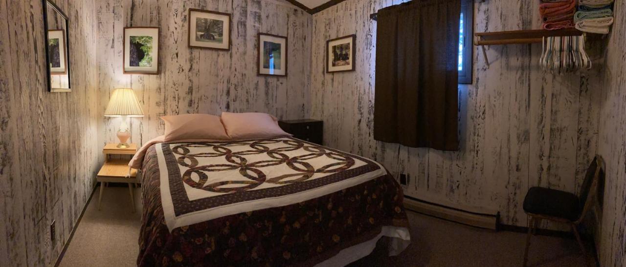 Musky Joe'S Twin Pines Resort New Post Exterior foto